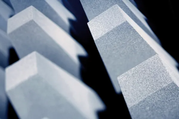 Grundlagen der EMV – Technische Implementierung und Identifikation von Störungsquellen